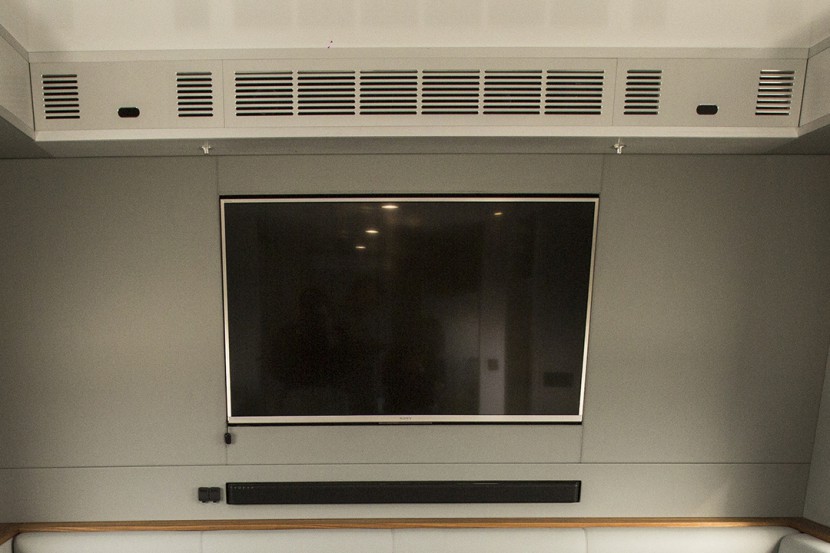 德野奔驰6X6越野房车征途者B诺马迪森房车戈壁荒漠无限征途这是描述信息