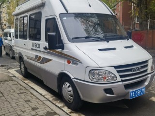飞翔房车 依维柯