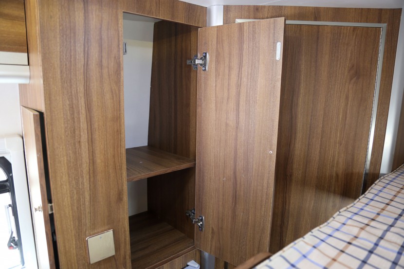 新飞拖挂房车 9.98万元 IMG_9572