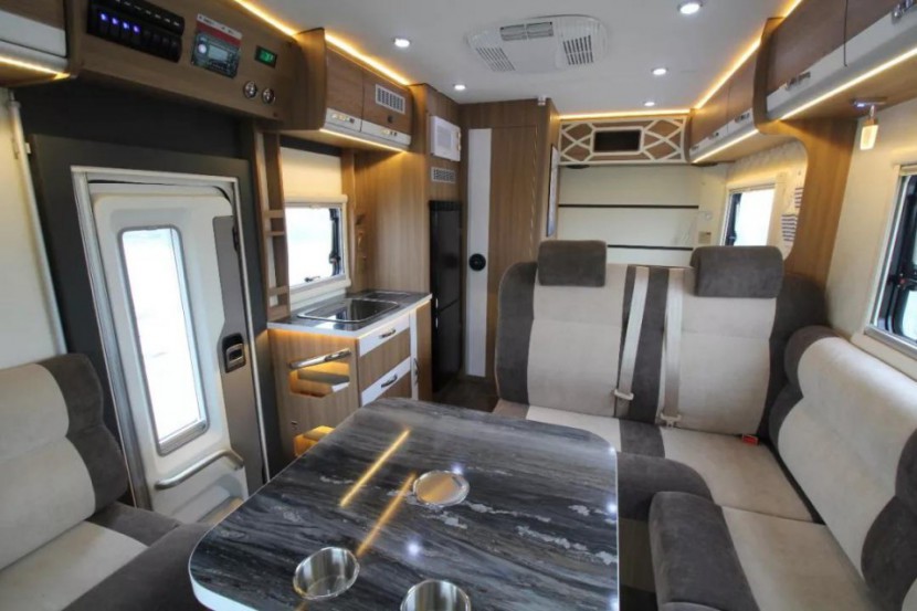 高品质中国风，骏驰房车邀您参加9.12洛阳房车展67e5643365f24d678083d9729b9bc700