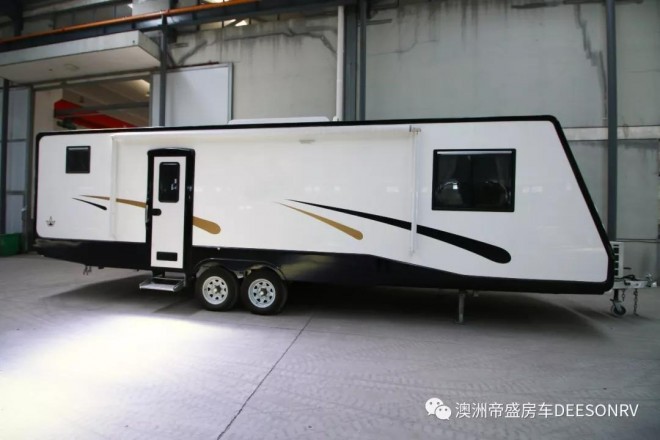 帝盛房车经典系列-10米KTV大床款营地房车648b3d544ce043f889353c7e830534a6