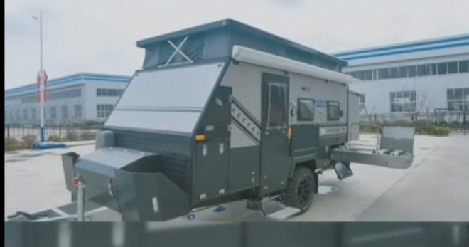 6.5洛阳房车展康派斯房车携高性能越野拖挂CS26、CS05房车亮相8a1208996cfa412c9d596030d61d3658