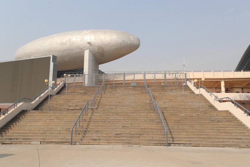 3.31郑州房车展场地河南省体育中心 WLH_2961