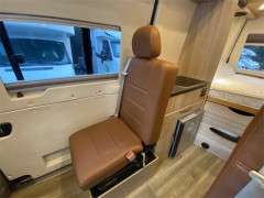 2018款 上汽大通 MAXUS 旅行家V80 原厂房车 V80B