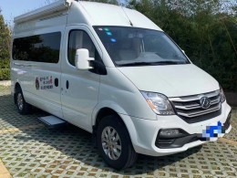 程力 上汽大通V80 Plus长轴高顶