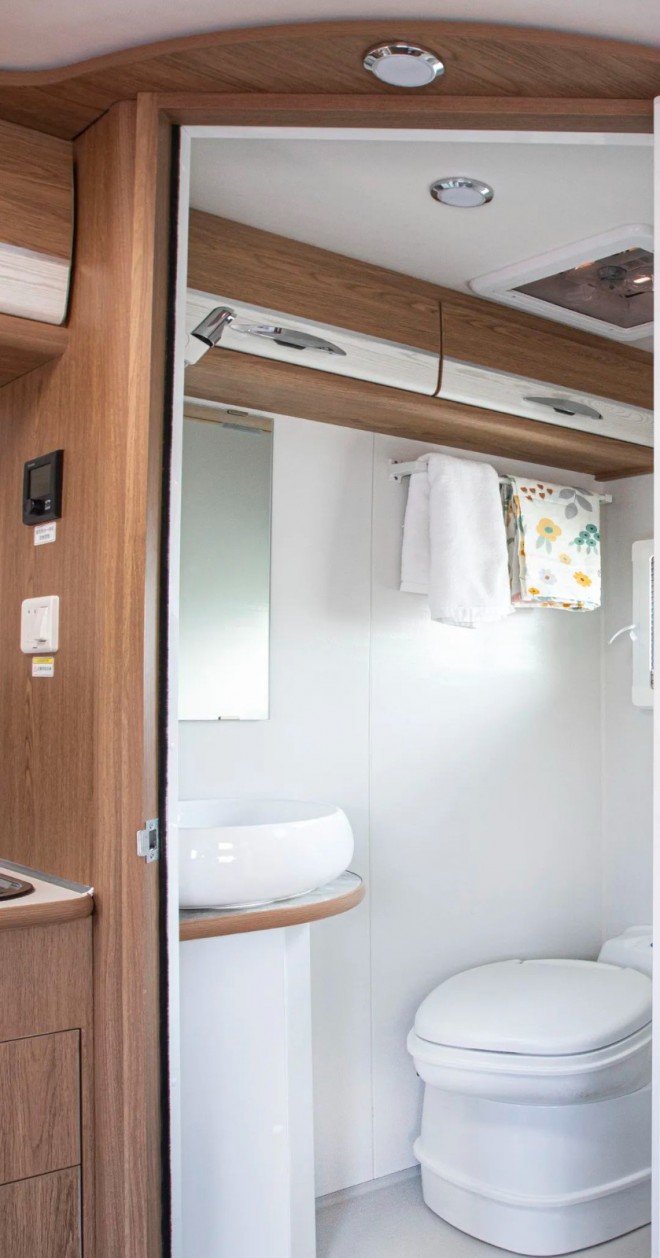 5adaf290a57f0b389bbc7db2a32e969