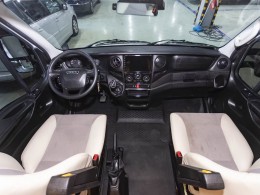 宇通 2021款2021款C533旗舰版双拓展