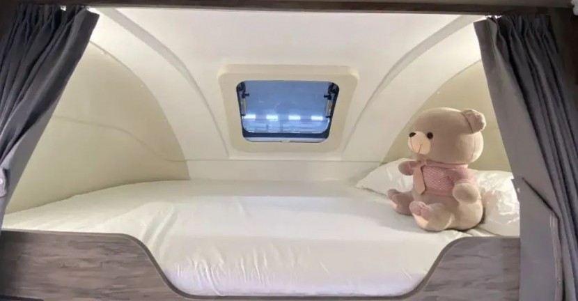 9月2日郑州房车展——德兴房车大熊座系列C型双拓版,步履不停,自在随心!58874be4c680c733a407419857d293a1