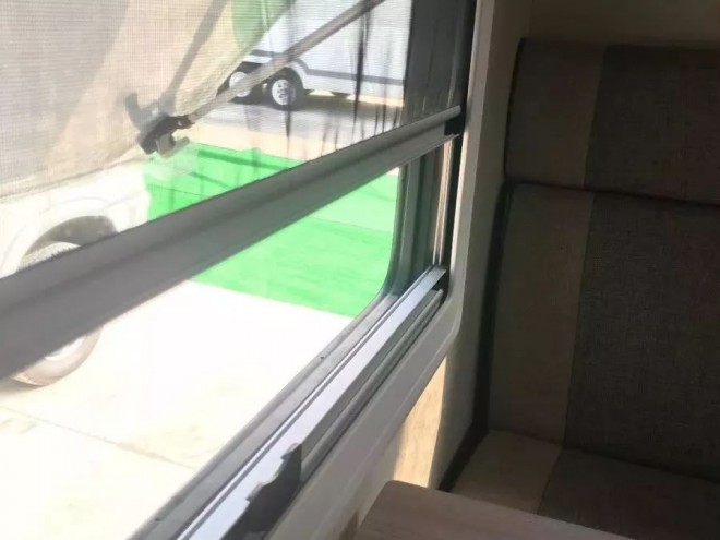 【4•12洛阳房车展】雅升房车倾情独有专利打造2019款依维柯双拓展房车全新亮相展会