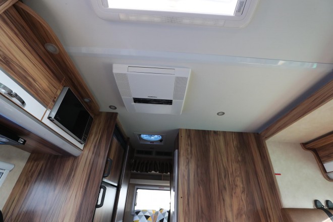 拓锐斯特欧霸版TIC——621  59.8万元 WLH_8540