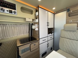 尚旅房车 2021款福特新世代B型