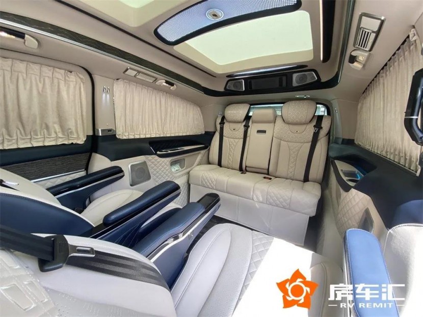 奔驰V-class全隔断MPV商务车，为什么备受老板明星们的喜欢？16.jpg
