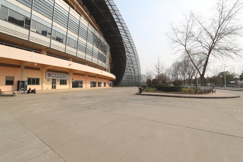 3.31郑州房车展场地河南省体育中心 WLH_3463