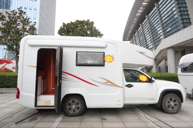 超值奉上特价仅售18.5万元，仅此一台，双景越野皮卡房车 WLH_9615