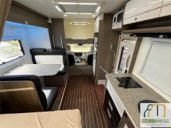 吉利 2021款吉利法美瑞头号玩家新能源房车