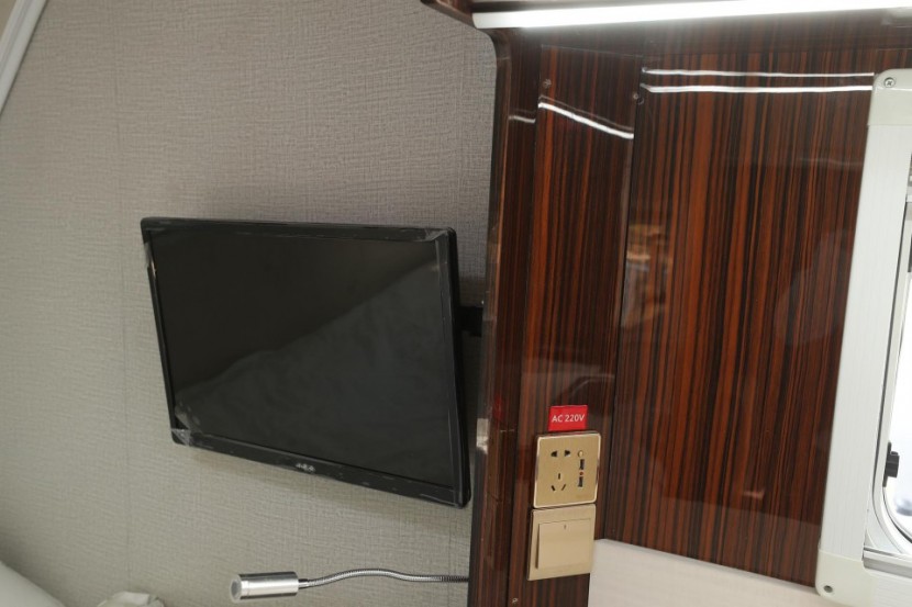 11.23杭州房车展天恩房车即将携仅售6.98万全国上牌的拖挂房车亮相6dea8e1ea7b64b63baed33c9728a6a57