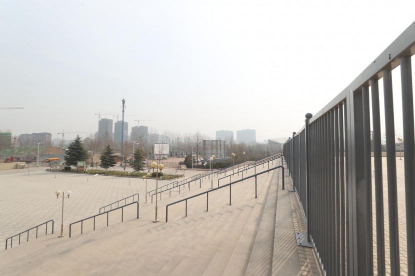 3.31郑州房车展场地河南省体育中心 WLH_2898