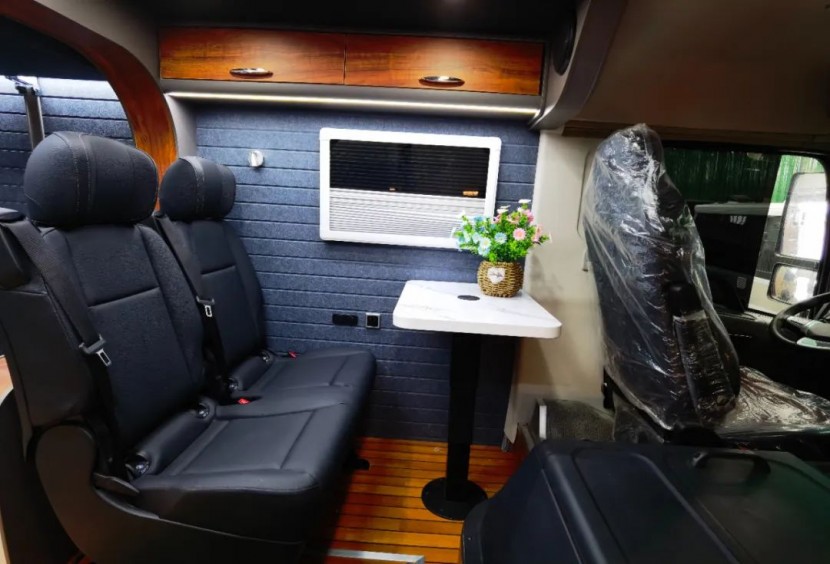 将量身定制进行到底，硬派越野房车东风挑战者“特定版”，9月2日郑州房车展，与您不见不散！6af3b782a6e71352baf909a6d8612b66