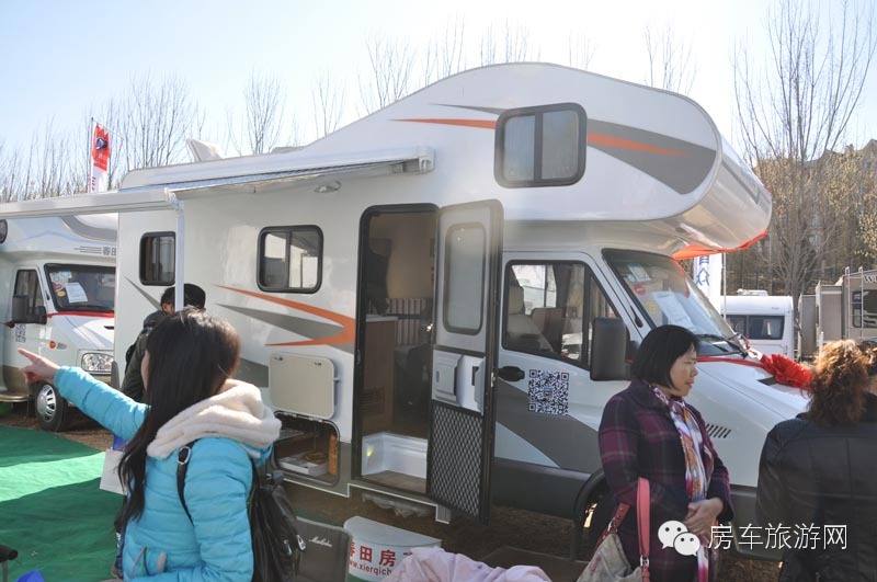春田房车