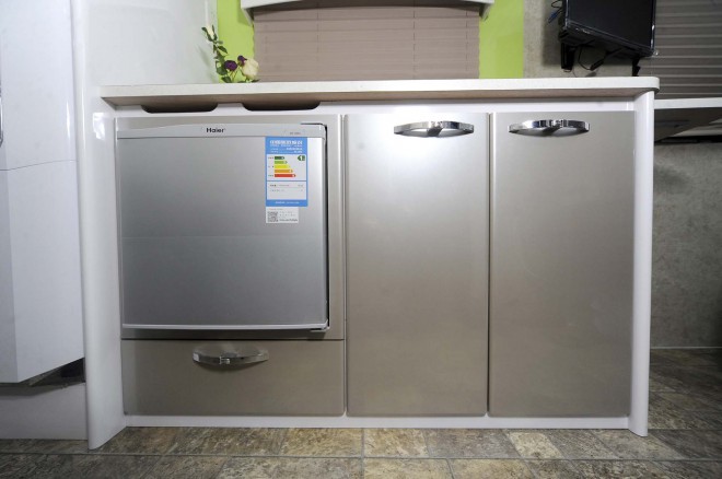 戴德隆翠C19拖挂式营地房车 17万元 _DSC8553