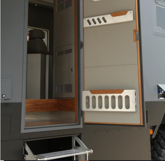 德野诺玛迪森“领航者M”：驭山逐海，擎天撼地