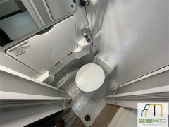 江铃 2023款福特B型房车