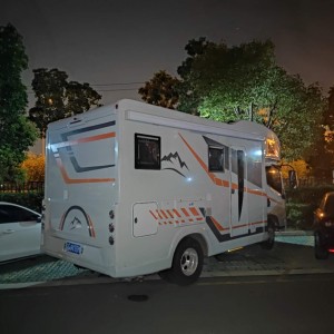 上汽H500 宏宇牌