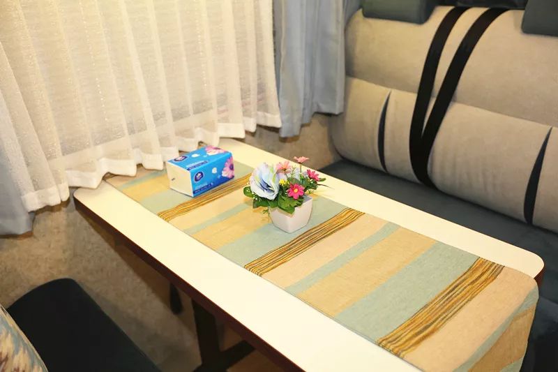 宇通房车：国产依维柯双拓的魅力，岂止是大空间？