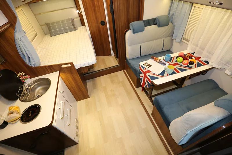 宇通房车：体验专属舒适旅行，国产依维柯单拓房车上线啦~