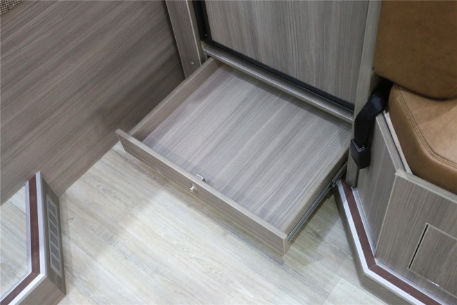 拓锐斯特依维柯C型欧畅版TIC-622 93.8万起 00001494