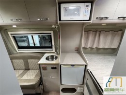 金龙海格 2016款金龙海格B型房车
