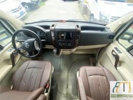 亚星房车 2021款C型自动挡房车