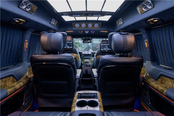 【圣母峰巅峰】奔驰六座商务车高顶无隔202103301544001435