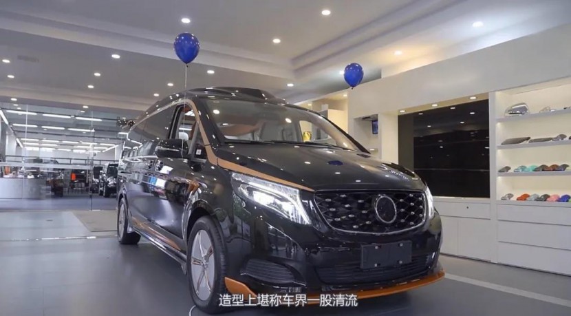 新款国六奔驰傲旋，科技触控，惬意躺卧，奔驰行政级商务MPV？2.jpg