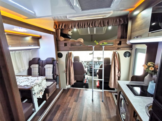 6.5洛阳房车展拓锐斯特房车携“2020款蓝色风暴”全面亮相b99e06a638d142cd9ebcfbdd3e3d8fb6