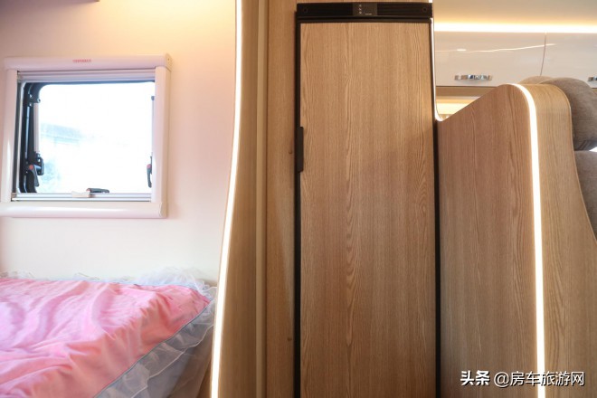 年终大促来袭!铂驰房车“大放价”!疯狂让利中,快来抢购吧~高水准设计及装配工艺,铂驰房车旅行家依维柯双拓展C型房车实拍