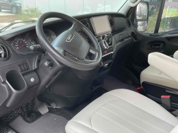 瑞弗房车 2020款V820