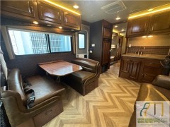 福客特房车 14款福特E450 辉鹰限量版房车