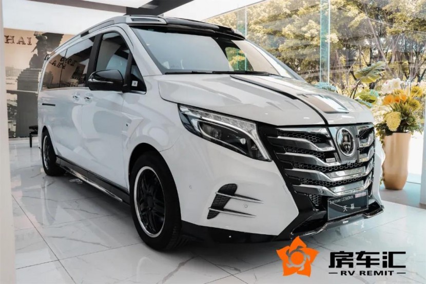 看完罗伦士LS560MX天幕版，埃尔法都要靠边站，雷克萨斯LM也不够看？5.jpg