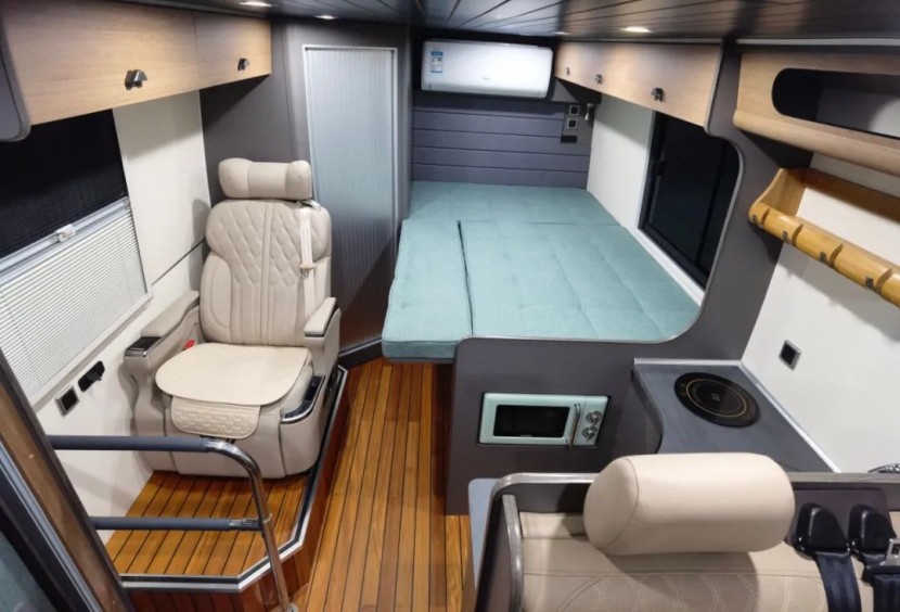 将量身定制进行到底，硬派越野房车东风挑战者“特定版”，9月2日郑州房车展，与您不见不散！2c71a2d1a2aba6600e6fc9d375ae1f9d