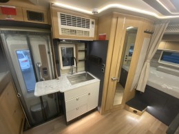 宇通房车 2023款旗舰双拓展版
