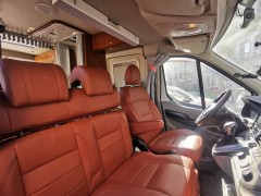 大通V90 大通V90长轴高顶房车