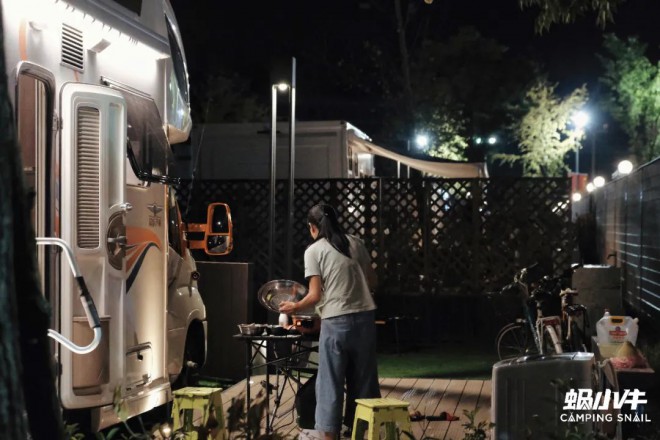 千岛湖新添露营打卡地蜗小牛房车营地开营图片