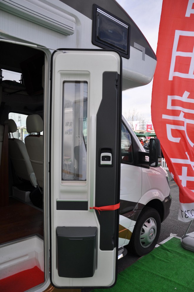 直降50万！独家团购108万即可抢购158万春田奔驰斯宾特524顶配房车 DSC_0183