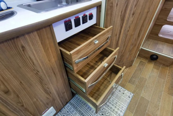 我摊牌了，你要的我都有，拓锐斯特诺亚方舟系列--天王星2号，61.6万,满满的配置，出行无忧！图片