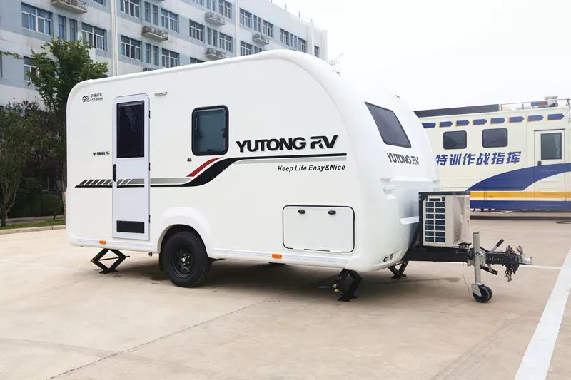 宇通拖挂房车上路啦，约吗?