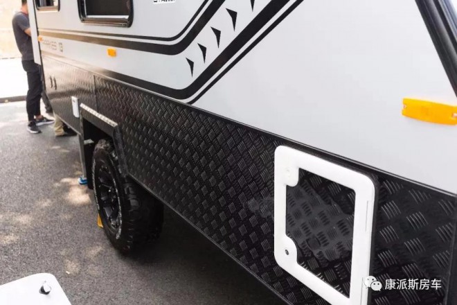 6.5洛阳房车展康派斯房车携高性能越野拖挂CS26、CS05房车亮相449ea9522a484b72a358c7dcd88c81dd