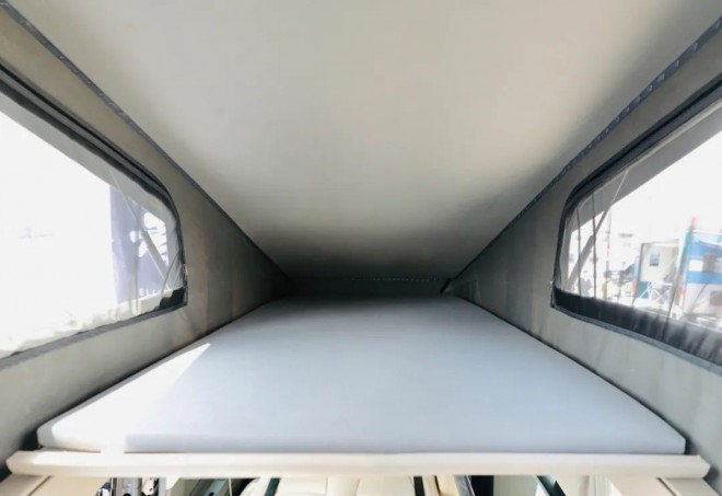 景宴奔驰威霆房车与您相约9月2日郑州房车展，共赏四季美景，前行威震八方！bdb2be344d6b7dc60c8bb7f9b359e5d5