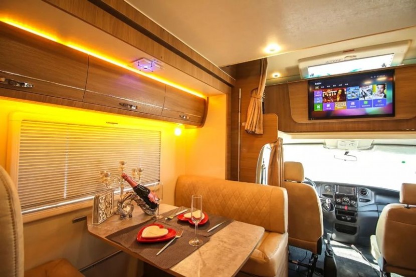 旌航房车巍浩(WH-593-IV)auto_3574