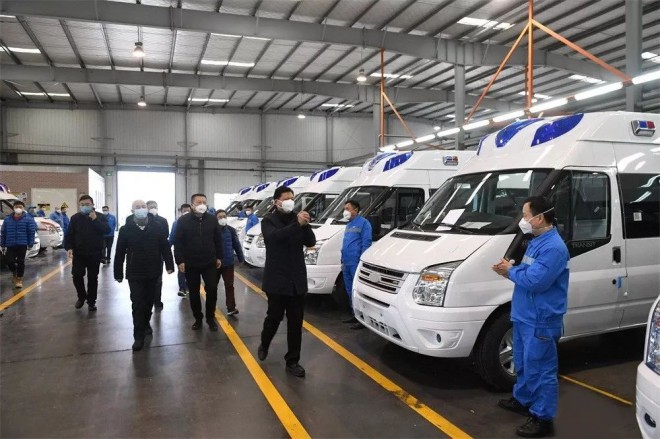 首批1300辆福特全顺救护车紧急援驰